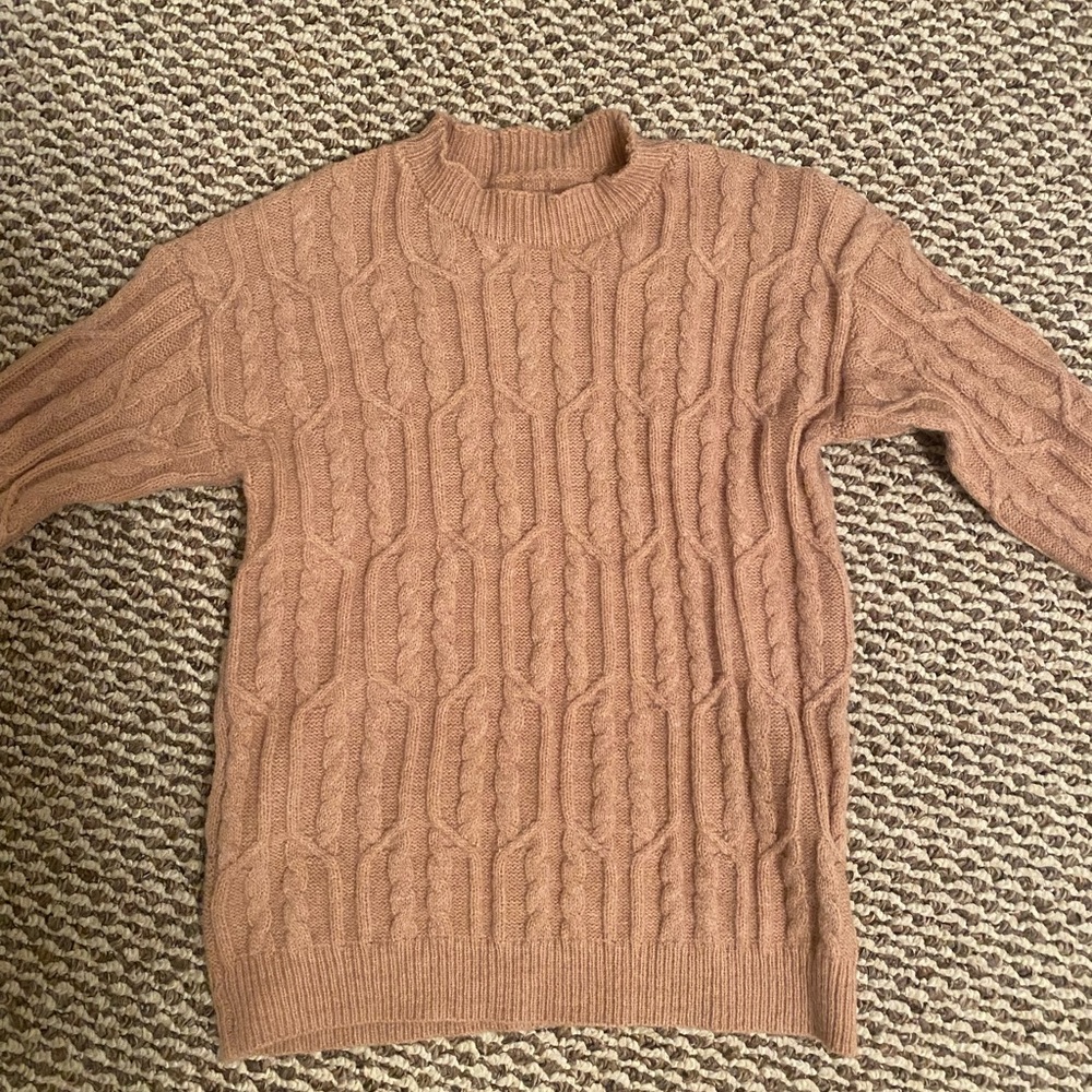 Mauve colored sweater